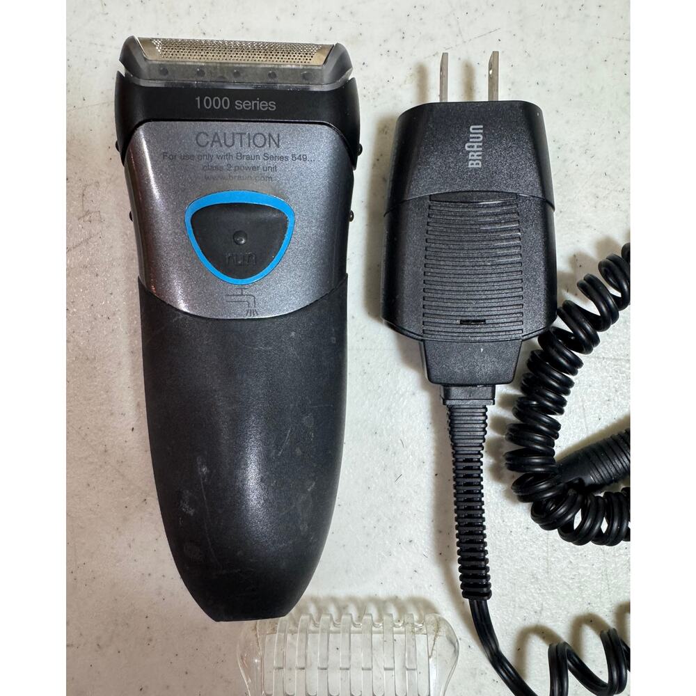 Braun 5497 Shaver / Razor with Power Adapter Charging Cord Cable Tested - Picture 4 of 6
